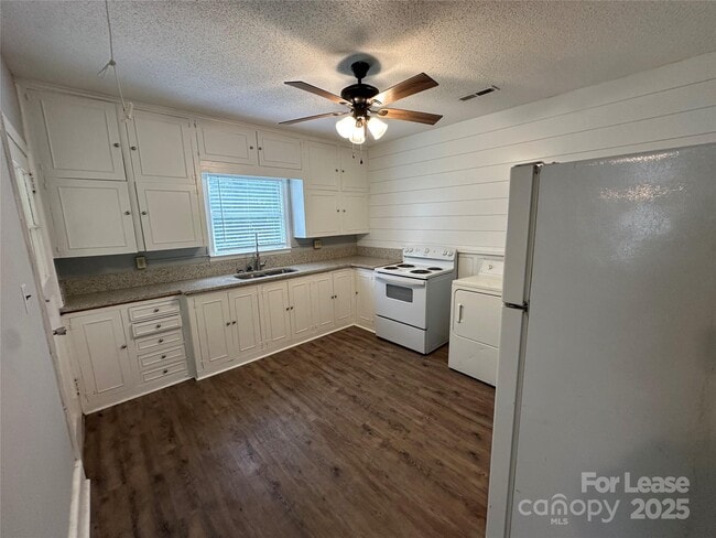 property at 116 N Belvedere Ave