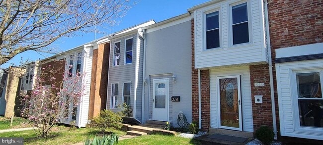 property at 314 Roanoke Dr SE