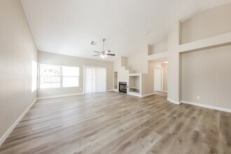 7533 W Jenan Dr in Peoria, AZ - Building Photo - Building Photo