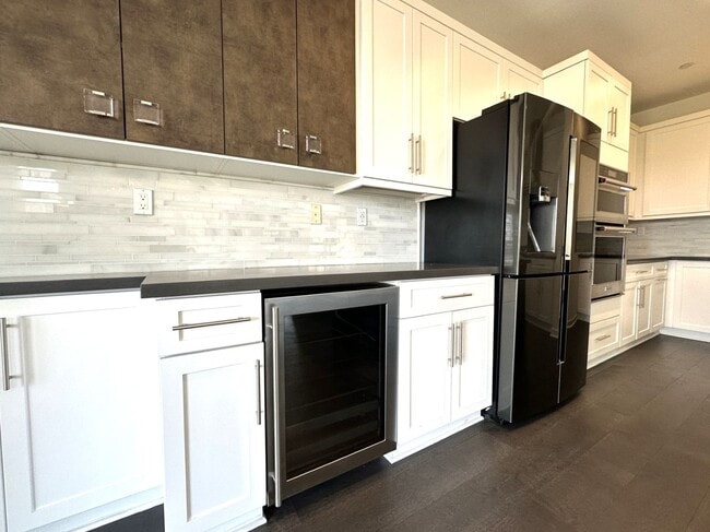 8352 Ridge Ct in San Diego, CA - Building Photo - Building Photo