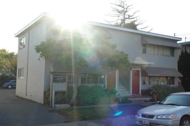 3336 Belmont Ave in El Cerrito, CA - Building Photo - Building Photo