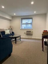 211 Thompson St in New York, NY - Foto de edificio - Building Photo