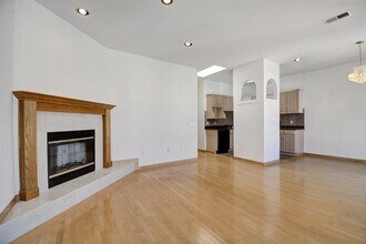 671 Greenwich St, Unit 671 in San Francisco, CA - Building Photo - Building Photo