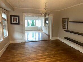 33 Fifield St in Watertown, MA - Building Photo - Building Photo