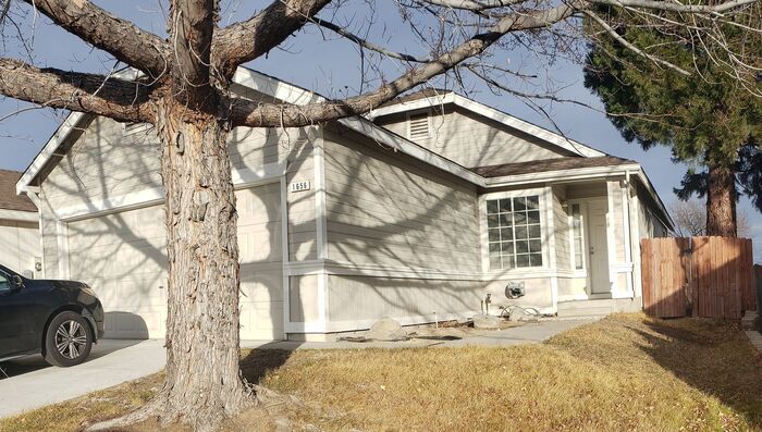 1656 Marinette Ct in Reno, NV - Foto de edificio