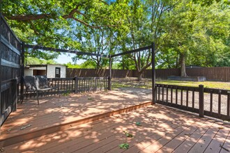 2720 N Oakridge Cir in North Charleston, SC - Building Photo - Building Photo