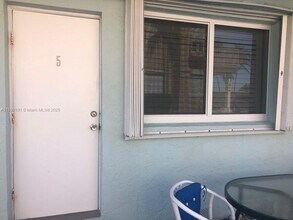 1500 S Surf Rd in Hollywood, FL - Building Photo - Building Photo
