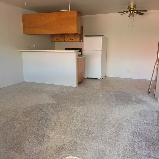 1079 Poplar St, Unit G