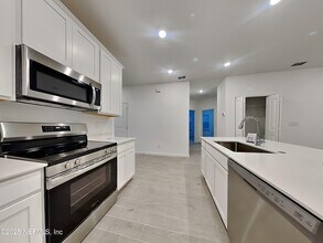 9005 Latigo Ln in Jacksonville, FL - Building Photo - Building Photo