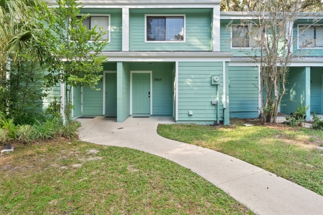 property at 3069 NW 28th Cir