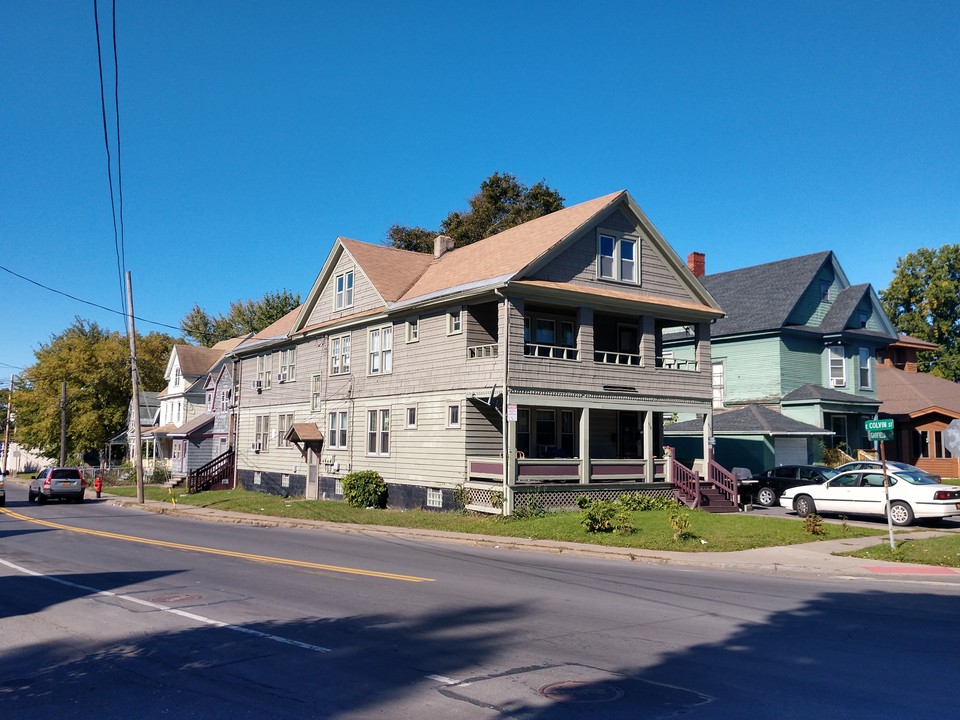 414 Garfield Ave in Syracuse, NY - Building Photo