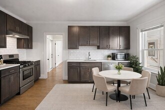 193 Florence St in Boston, MA - Building Photo - Building Photo