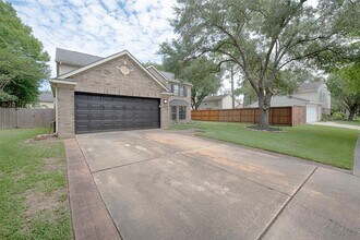 2030 Cutter Dr in League City, TX - Building Photo - Building Photo