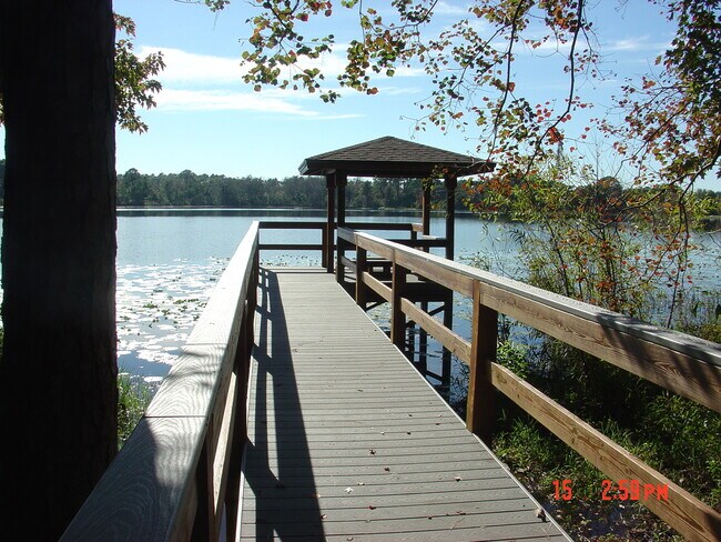 2550 N Alafaya Trl, Unit 2100 in Orlando, FL - Building Photo - Building Photo