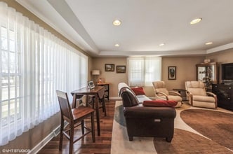 9701 Merton Ave in Oak Lawn, IL - Foto de edificio - Building Photo