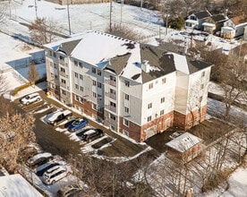 75 Emma in Oshawa, ON - Building Photo - Building Photo