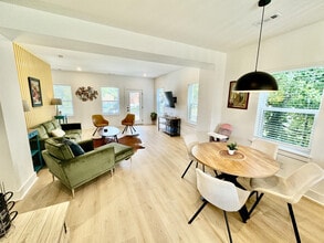 120 Fitzgerald Dr, Unit FL3-ID1039081P in Nashville, TN - Foto de edificio - Building Photo