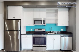 2425 Blueridge Ave in Silver Spring, MD - Foto de edificio - Building Photo