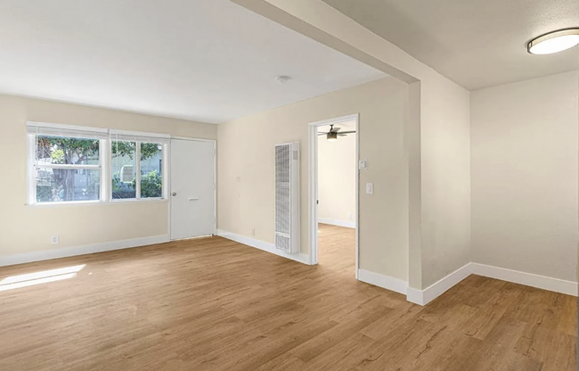 25100 Frampton Ave in Harbor City, CA - Building Photo - Interior Photo