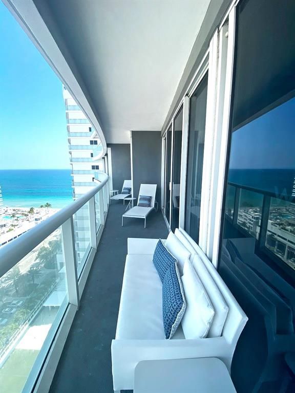 property at 3101 Bayshore Dr