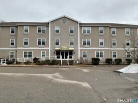 82 Jerome Rd in Montville, CT - Building Photo