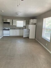 5130 Chapman St in Houston, TX - Building Photo - Building Photo