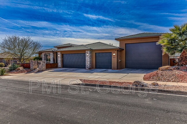 2823 Kenzies Way in Santa Clara, UT - Building Photo - Building Photo