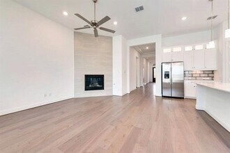 17166 Yellow Bells Dr in Dallas, TX - Building Photo - Building Photo