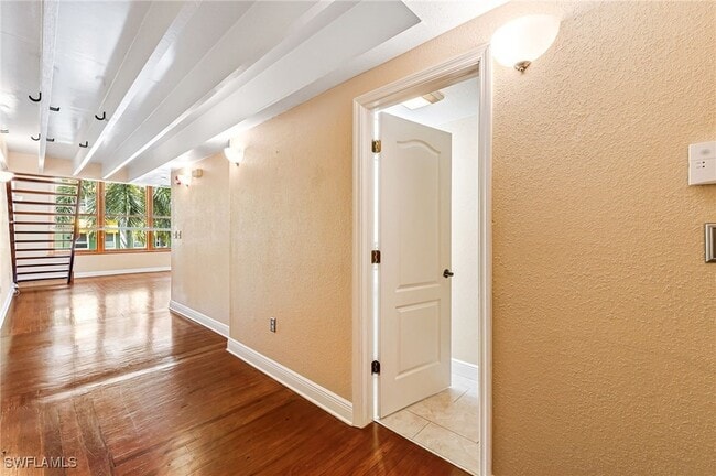 2260 First St, Unit 207 in Ft. Myers, FL - Building Photo - Building Photo
