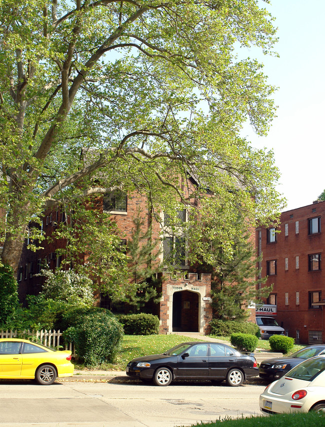 TUDOR HALL in Pittsburgh, PA - Building Photo - Building Photo