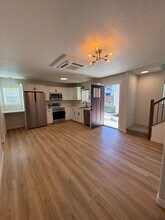 1176 Woodrow Ln in Medford, OR - Building Photo - Building Photo