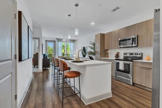 AVERE SOUTHSIDE QUARTER in Jacksonville, FL - Building Photo - Building Photo