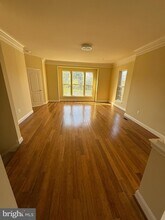 23624 Overlook Park Dr, Unit 16 in Clarksburg, MD - Building Photo - Building Photo