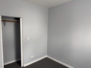 10800 S Hoxie Ave in Chicago, IL - Building Photo - Building Photo