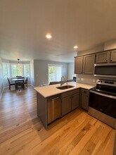 236 W Maberry Dr in Lynden, WA - Building Photo - Building Photo
