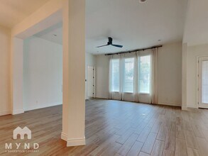 217 Vizcaya in Boerne, TX - Building Photo - Building Photo
