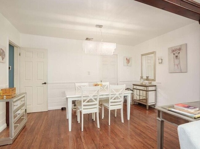 property at 7128 Mammoth Ave