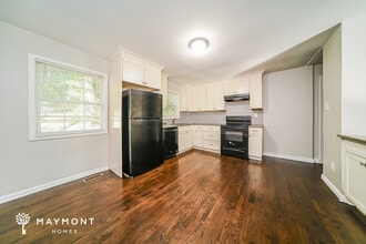 2500 Swallow Cir SE in Atlanta, GA - Building Photo - Building Photo