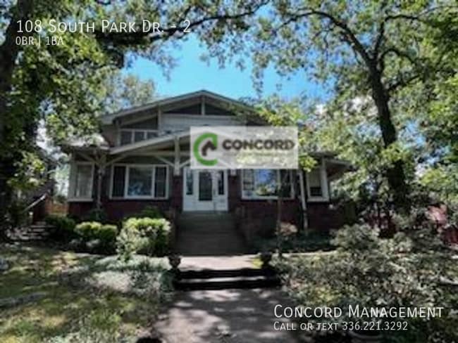 property at 108 S Park Dr