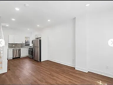 5022 Ogden St in Philadelphia, PA - Foto de edificio - Building Photo