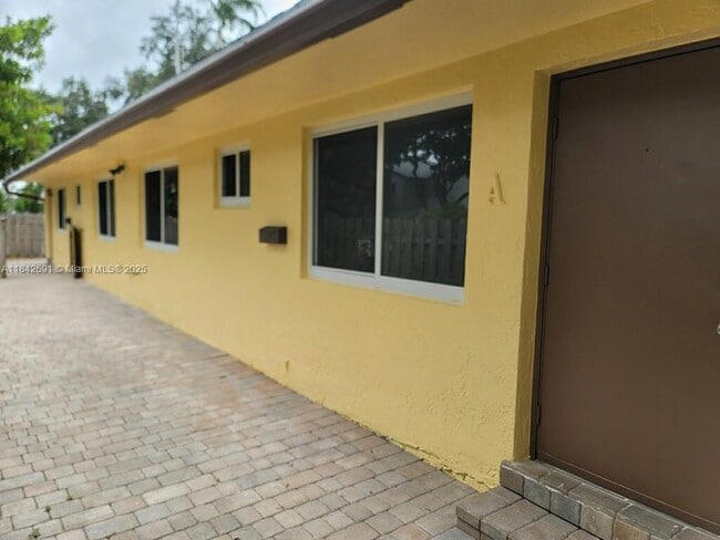 3490 Atlanta St in Hollywood, FL - Building Photo - Building Photo