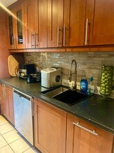 150 Glenwood Ave in Yonkers, NY - Building Photo - Building Photo