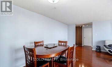 3 Lisa St. in Brampton, ON - Building Photo - Building Photo