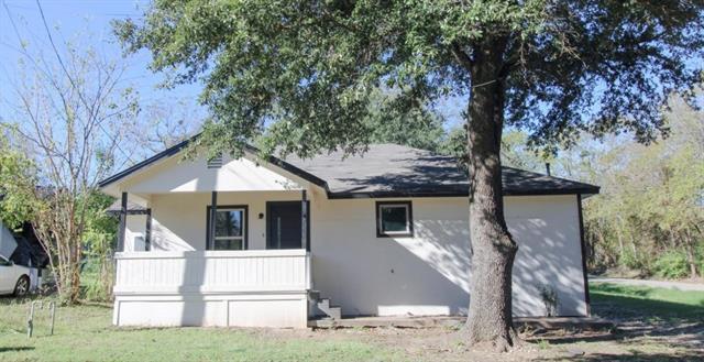 307 N Wilson St in Kaufman, TX - Building Photo
