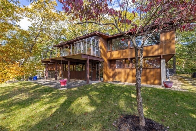 134 Rangeley Rd in Brookline, MA - Building Photo - Building Photo