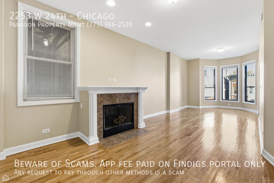 2253 W 24th St in Chicago, IL - Building Photo
