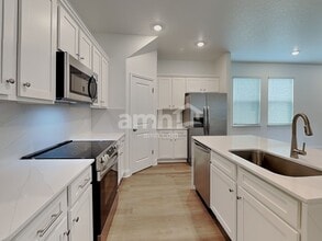 16381 Aubergine Aly in Montverde, FL - Foto de edificio - Building Photo