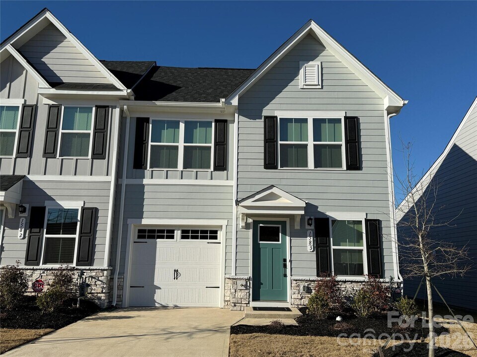 158 Jameson Pk Dr in Troutman, NC - Building Photo