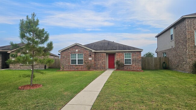 12025 Windage Dr in La Marque, TX - Building Photo - Building Photo