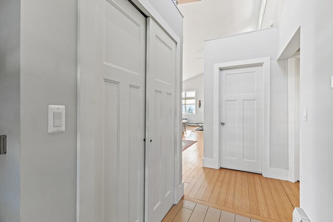 18 Rosedale St in Portland, ME - Building Photo - Building Photo